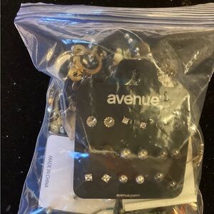 Lot of earrings